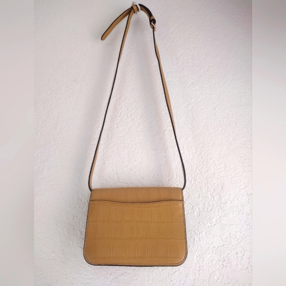 Coach C5627 Croco Embossed Mini Brynn Flax Leather Crossbody Bag - Picture 8 of 12